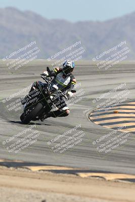 media/Oct-02-2025-Racers Edge (Thu) [[2c91cb6ab3]]/3-B Group/Session 4-Turn 12 (1pm)/